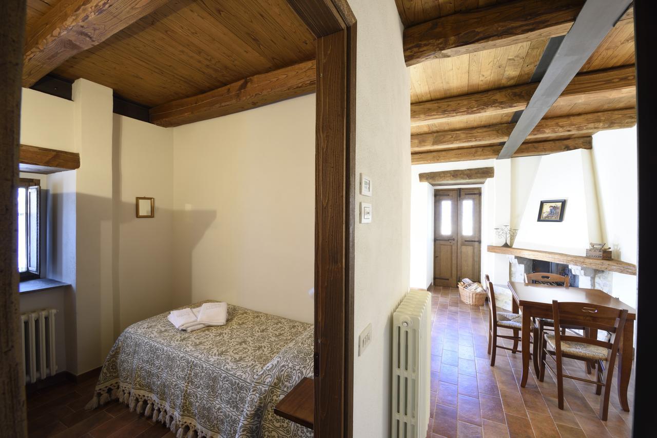 Borgotufi Albergo Diffuso Castel del Giudice Kültér fotó
