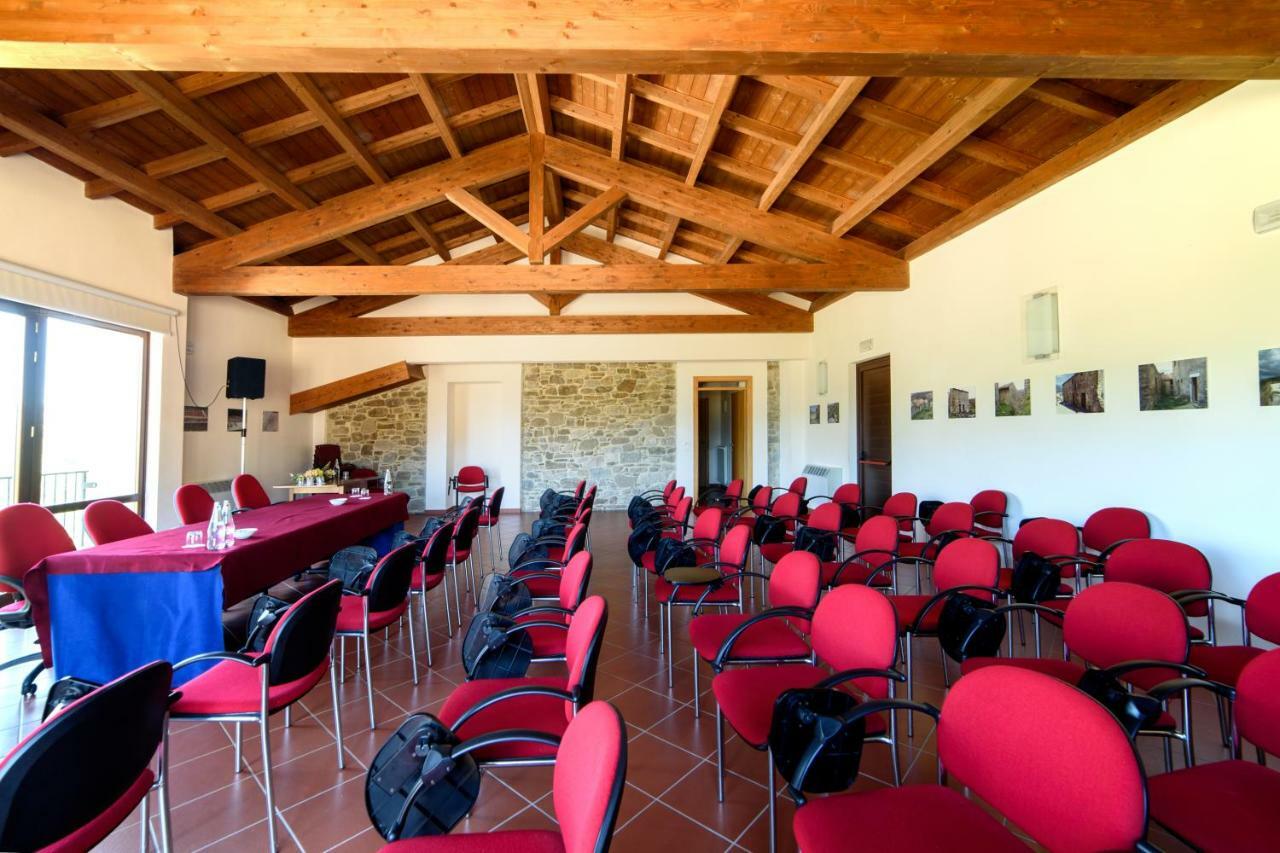 Borgotufi Albergo Diffuso Castel del Giudice Kültér fotó