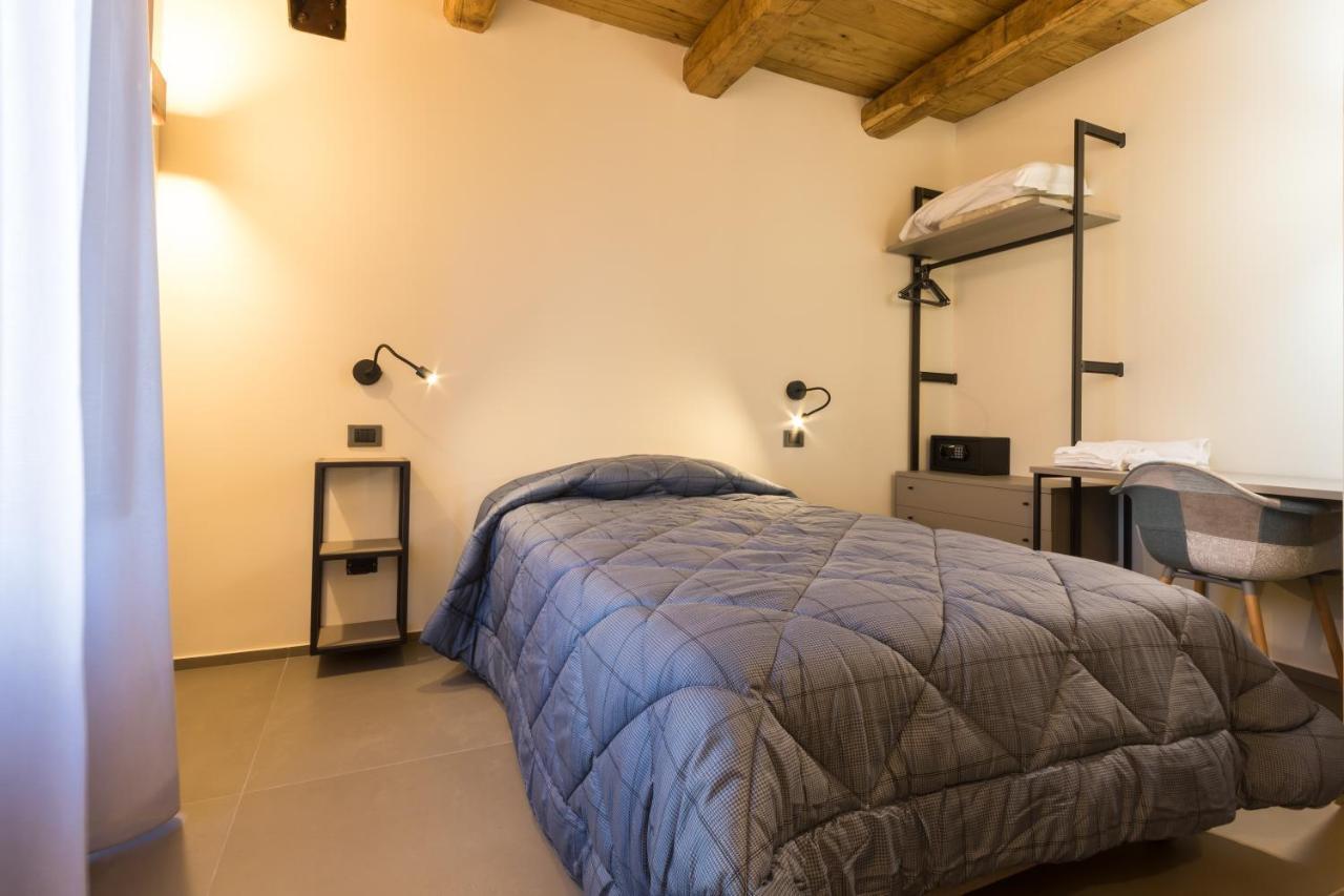 Borgotufi Albergo Diffuso Castel del Giudice Kültér fotó